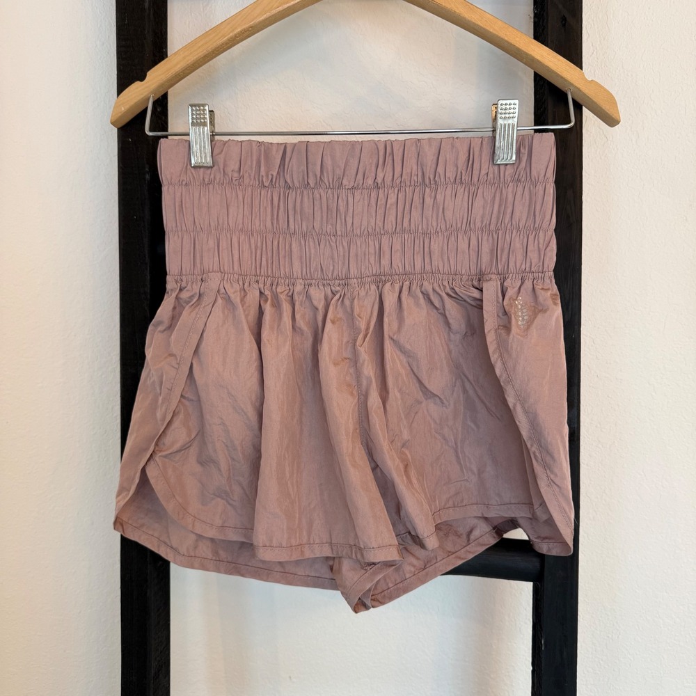 Free People Movement Shorts Dusty Rose‎ Size Medium High Waisted